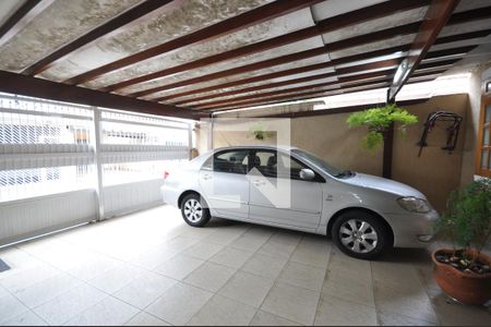Garagem de casa à venda com 3 quartos, 150m² em Vila Constança, São Paulo
