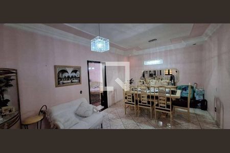 Casa à venda com 3 quartos, 400m² em Vila Carrão, São Paulo