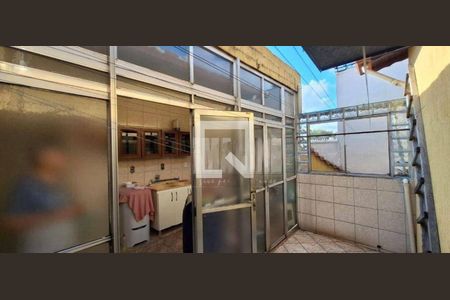 Casa à venda com 3 quartos, 400m² em Vila Carrão, São Paulo