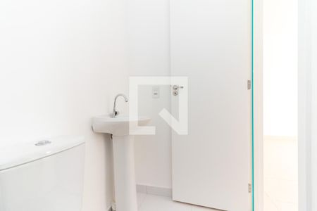 Banheiro de apartamento para alugar com 2 quartos, 45m² em Colônia (zona Leste), São Paulo