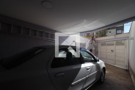 Garagem de casa à venda com 3 quartos, 90m² em Parque Oratório, Santo André