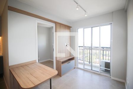 Apartamento para alugar com 2 quartos, 40m² em Moema, São Paulo