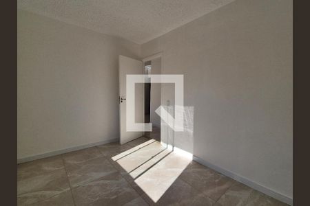 Quarto 1 de apartamento à venda com 2 quartos, 42m² em Vargem Pequena, Rio de Janeiro