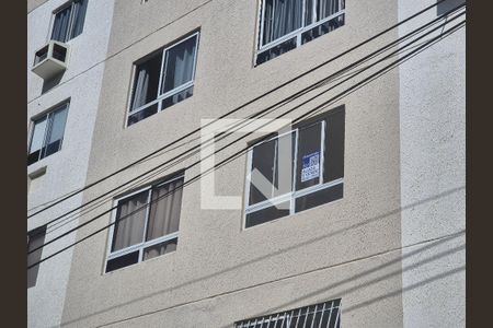 Placa de apartamento à venda com 2 quartos, 42m² em Vargem Pequena, Rio de Janeiro