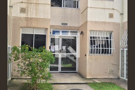 Entrada de apartamento à venda com 2 quartos, 42m² em Vargem Pequena, Rio de Janeiro