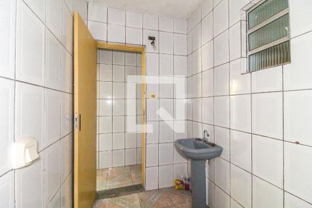 Banheiro Social de casa à venda com 3 quartos, 162m² em Parque Sonia, São Paulo