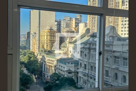 Vista da Sala de apartamento à venda com 1 quarto, 68m² em Centro, Rio de Janeiro