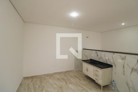 Cozinha de casa para alugar com 1 quarto, 70m² em Chácara Mafalda, São Paulo