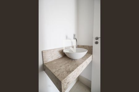 Lavabo de apartamento à venda com 4 quartos, 147m² em Jardim São Paulo, São Paulo