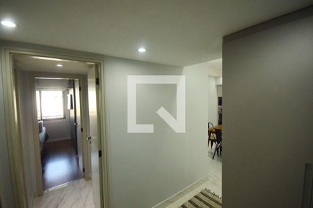 Hall de entrada de apartamento para alugar com 3 quartos, 84m² em Barra da Tijuca, Rio de Janeiro