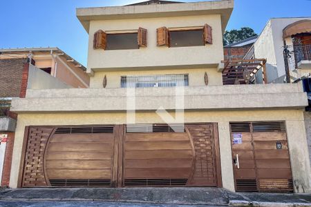 Fachada de casa à venda com 5 quartos, 270m² em Vila Arcadia, São Paulo