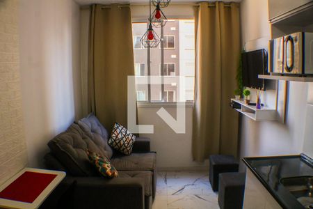 Sala de kitnet/studio para alugar com 1 quarto, 24m² em Belenzinho, São Paulo