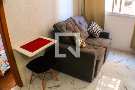 Sala de kitnet/studio para alugar com 1 quarto, 24m² em Belenzinho, São Paulo