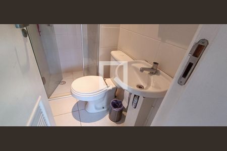 Banheiro de serviço de apartamento à venda com 4 quartos, 200m² em Vila Andrade, São Paulo
