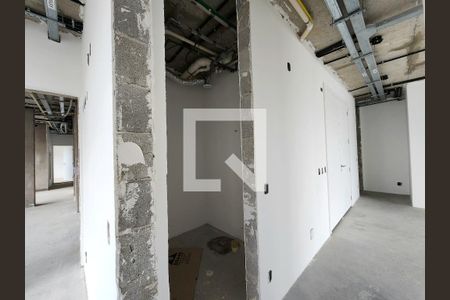 Corredor de apartamento à venda com 5 quartos, 406m² em Vila Nova Conceição, São Paulo