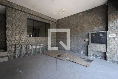 Garagem de casa à venda com 4 quartos, 166m² em Condomínio Maracanã, Santo André
