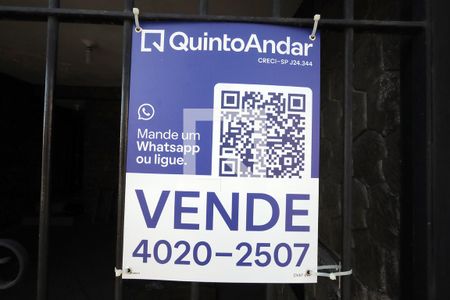 Placa Instalada de casa à venda com 4 quartos, 166m² em Condomínio Maracanã, Santo André