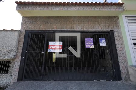 Fachada de casa à venda com 4 quartos, 166m² em Condomínio Maracanã, Santo André