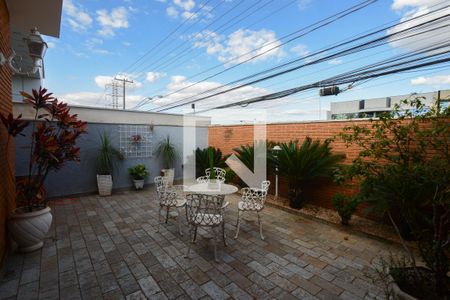 Quintal de casa para alugar com 3 quartos, 190m² em Jardim America, Ribeirão Preto