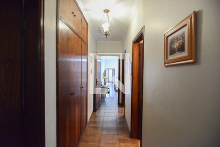 Corredor de casa para alugar com 3 quartos, 190m² em Jardim America, Ribeirão Preto