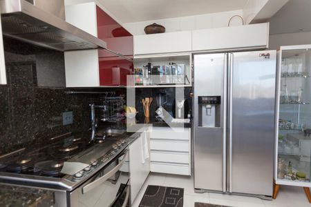 Cozinha de apartamento à venda com 2 quartos, 78m² em São Pedro, Belo Horizonte