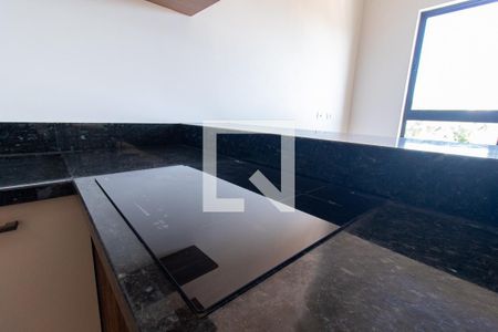 Detalhe da cozinha de apartamento à venda com 1 quarto, 36m² em Portão, Curitiba