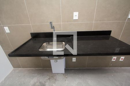 Sala/Cozinha de apartamento à venda com 2 quartos, 79m² em Itaim Bibi, São Paulo