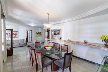 Sala 2 de casa à venda com 4 quartos, 1000m² em São Luiz, Belo Horizonte