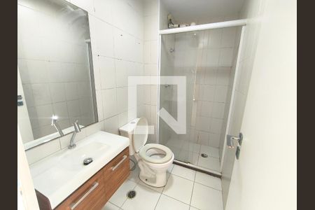 Banheiro de apartamento para alugar com 1 quarto, 34m² em Cambuci, São Paulo