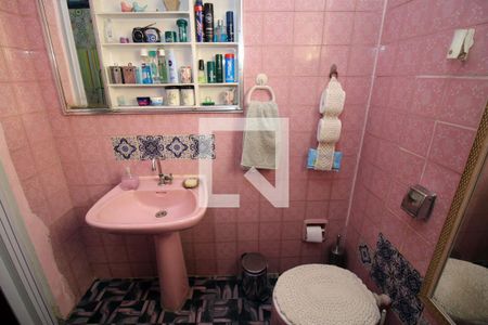 Banheiro de casa à venda com 2 quartos, 111m² em Brás de Pina, Rio de Janeiro