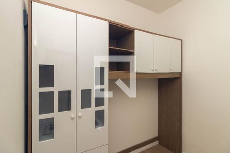 Quarto 2 de apartamento para alugar com 2 quartos, 57m² em Santa Ifigênia, São Paulo