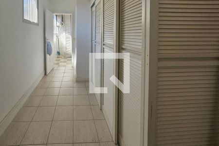 Quarto de Serviço de apartamento para alugar com 3 quartos, 136m² em Centro, Guarujá
