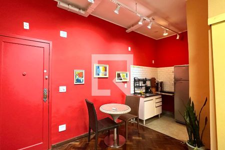 Cozinha de apartamento para alugar com 1 quarto, 20m² em Copacabana, Rio de Janeiro