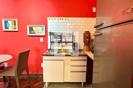 Cozinha de apartamento para alugar com 1 quarto, 20m² em Copacabana, Rio de Janeiro