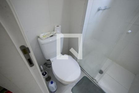 Banheiro de apartamento para alugar com 1 quarto, 42m² em Vila Deodoro, São Paulo