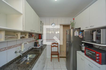 Cozinha de casa para alugar com 3 quartos, 200m² em Jardim Regis, São Paulo
