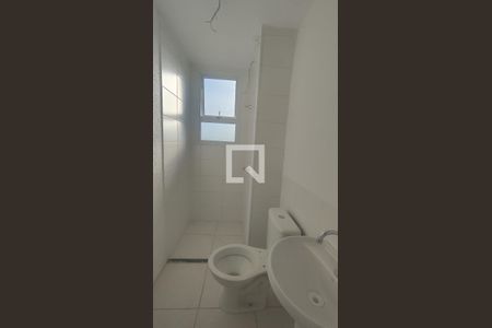 Banheiro de apartamento à venda com 2 quartos, 42m² em Arvoredo Ii, Contagem
