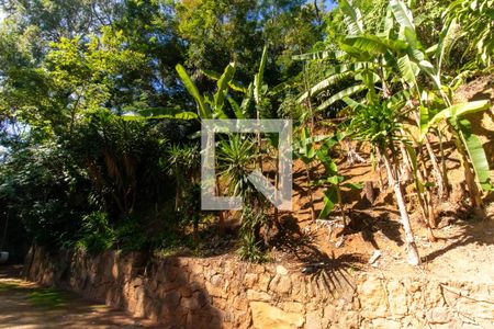 Área externa de casa à venda com 3 quartos, 897m² em Itaipu, Niterói