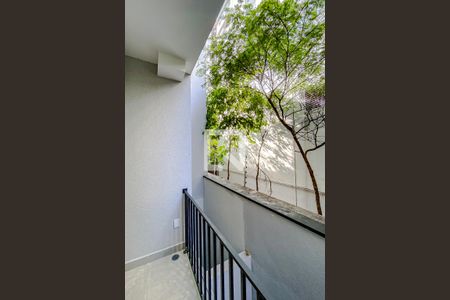 Varanda de kitnet/studio para alugar com 1 quarto, 44m² em Quarta Parada, São Paulo