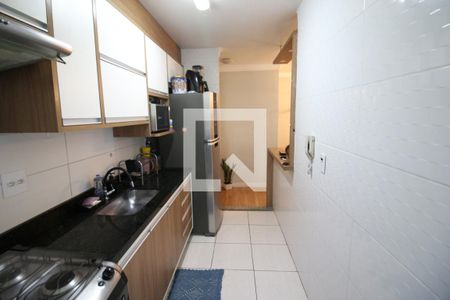 Cozinha e Área de Serviço de apartamento para alugar com 2 quartos, 55m² em Padroeira, Osasco