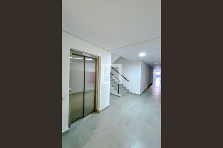 Área comum de kitnet/studio à venda com 1 quarto, 61m² em Quarta Parada, São Paulo
