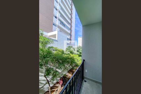 Varanda de kitnet/studio à venda com 1 quarto, 61m² em Quarta Parada, São Paulo