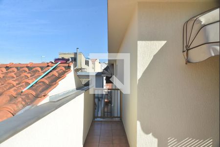 Sacada de casa à venda com 3 quartos, 216m² em Parque Novo Oratório, Santo André