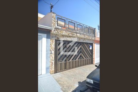 Fachada de casa à venda com 3 quartos, 216m² em Parque Novo Oratório, Santo André