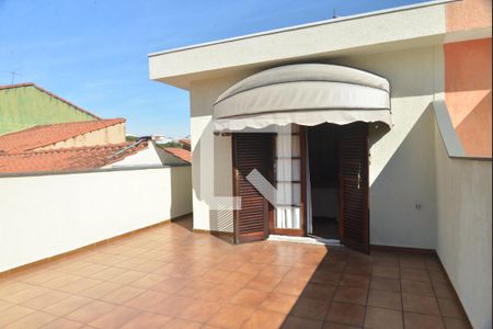 Sacada de casa à venda com 3 quartos, 216m² em Parque Novo Oratório, Santo André