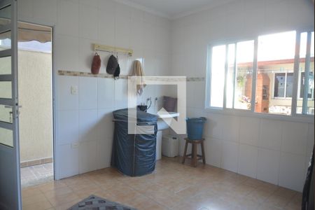 Área de Serviço de casa à venda com 3 quartos, 216m² em Parque Novo Oratório, Santo André