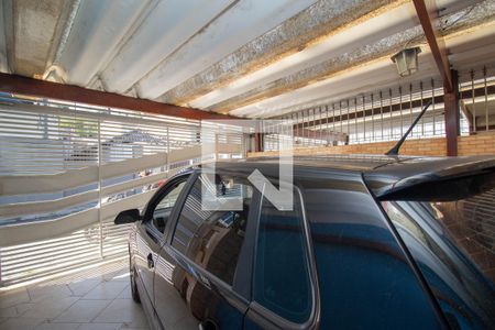 Garagem de casa à venda com 2 quartos, 224m² em Vila Arcadia, São Paulo