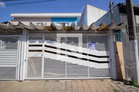 Fachada de casa à venda com 2 quartos, 224m² em Vila Arcadia, São Paulo