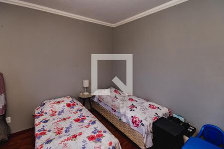 Apartamento à venda com 3 quartos, 110m² em Heliópolis, Belo Horizonte