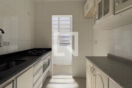 Cozinha de apartamento à venda com 2 quartos, 60m² em Jardim Cocaia, Guarulhos